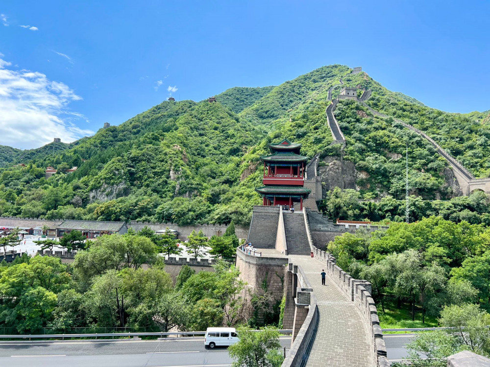 Интернетте порно көру қызды бірнеше долларға сатты